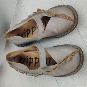 Trippen Germany light grey purple flat Leather shoes Mary janes scalloped